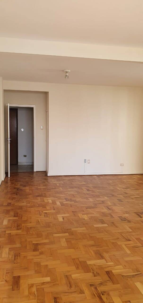 Apartamento para alugar com 2 quartos, 145m² - Foto 17