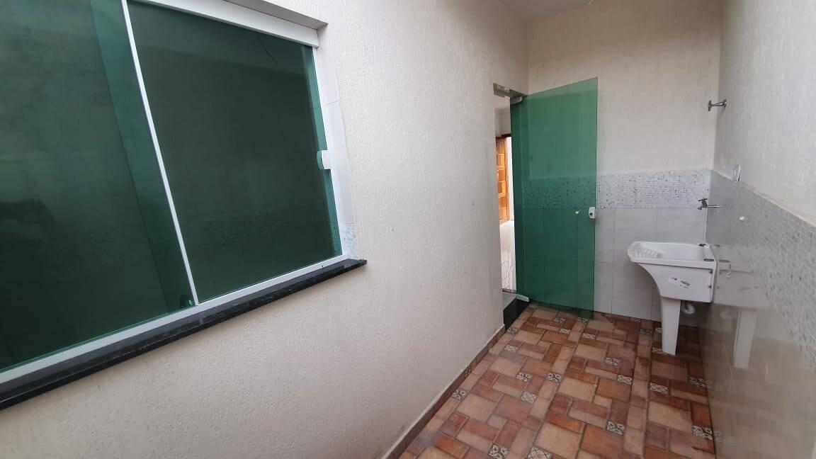 Casa à venda com 2 quartos, 60m² - Foto 20