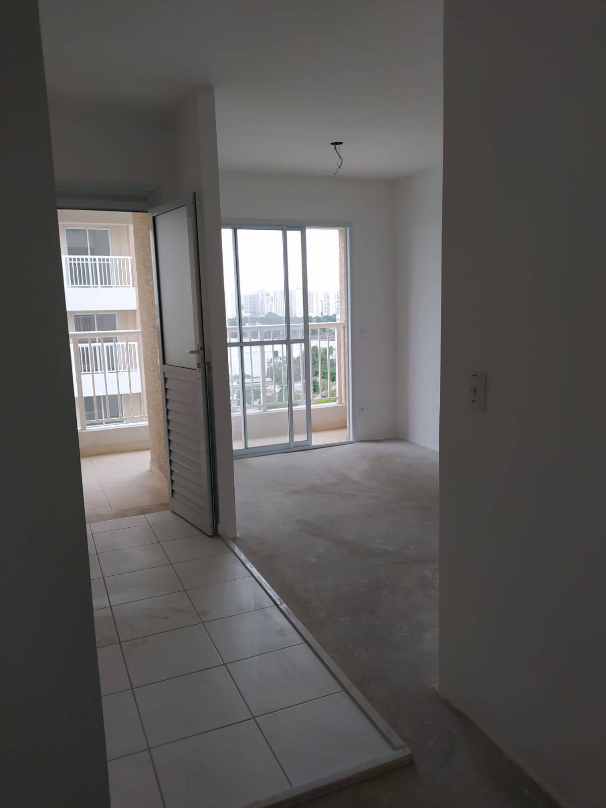 Apartamento à venda com 2 quartos, 41m² - Foto 4