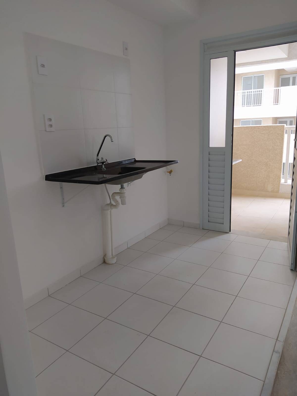 Apartamento à venda com 2 quartos, 41m² - Foto 8