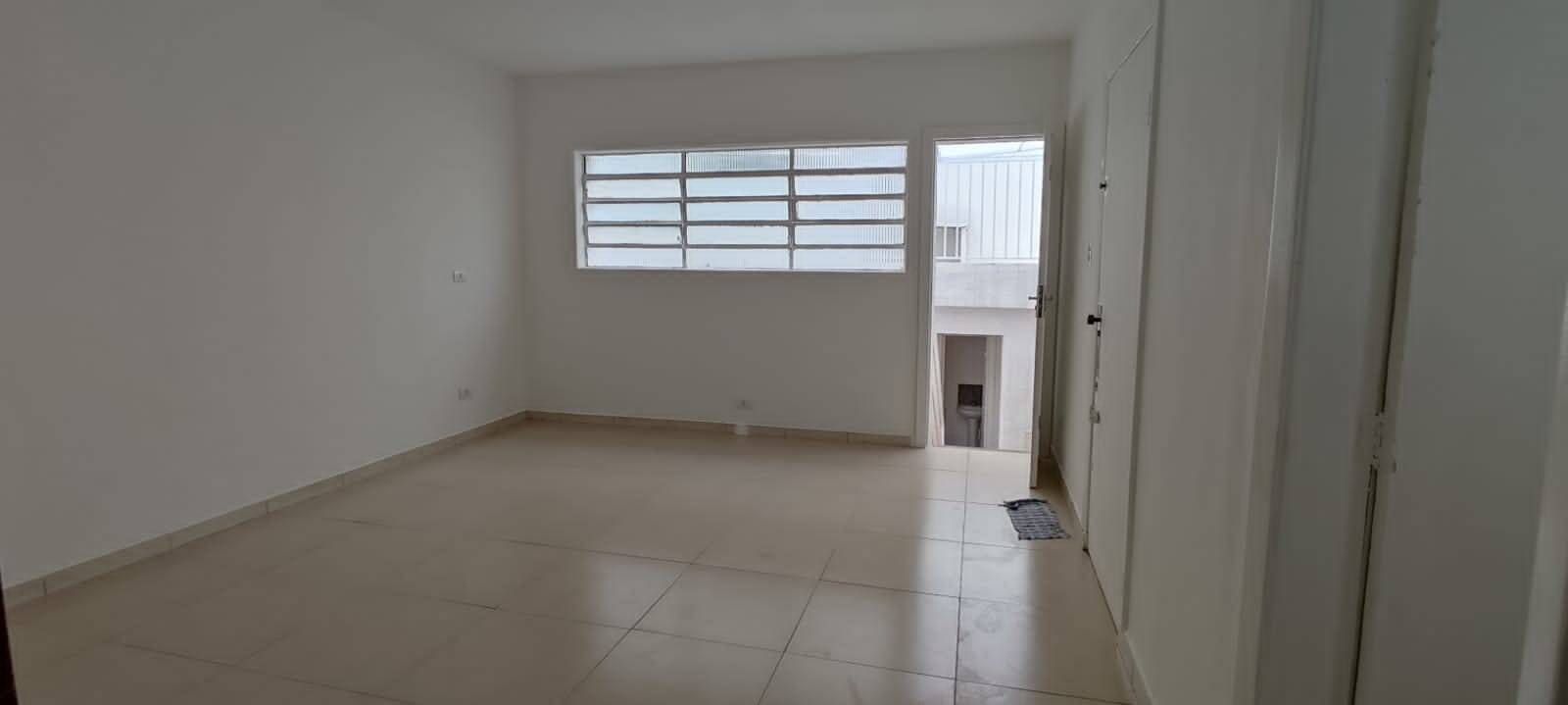 Casa à venda e aluguel com 3 quartos, 200m² - Foto 10