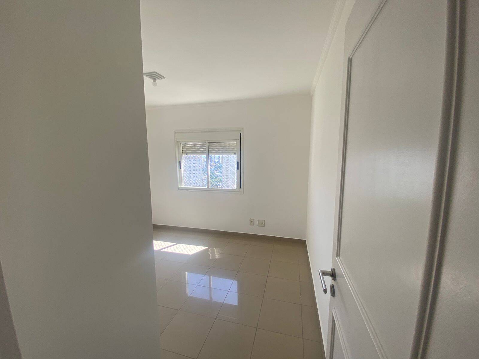 Apartamento para alugar com 3 quartos, 105m² - Foto 39