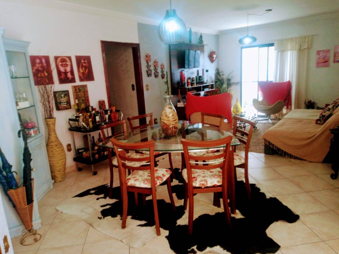 Apartamento à venda com 4 quartos, 350m² - Foto 1