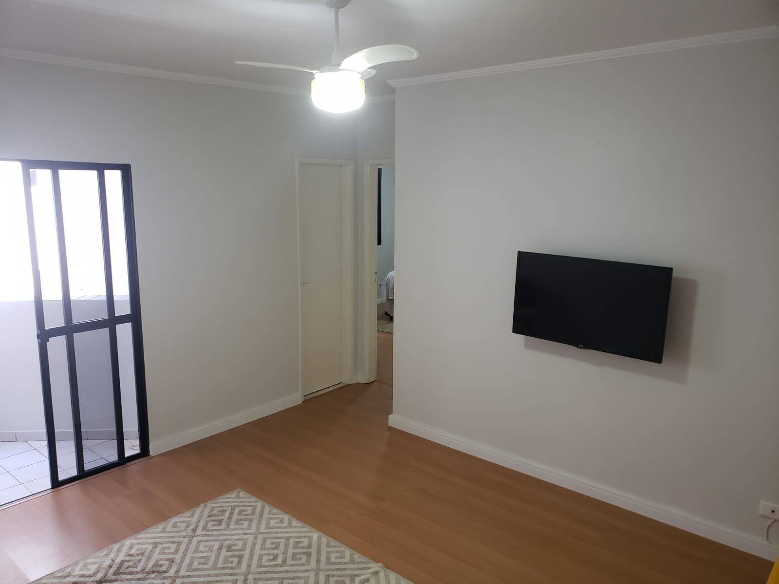 Apartamento à venda com 1 quarto, 44m² - Foto 1