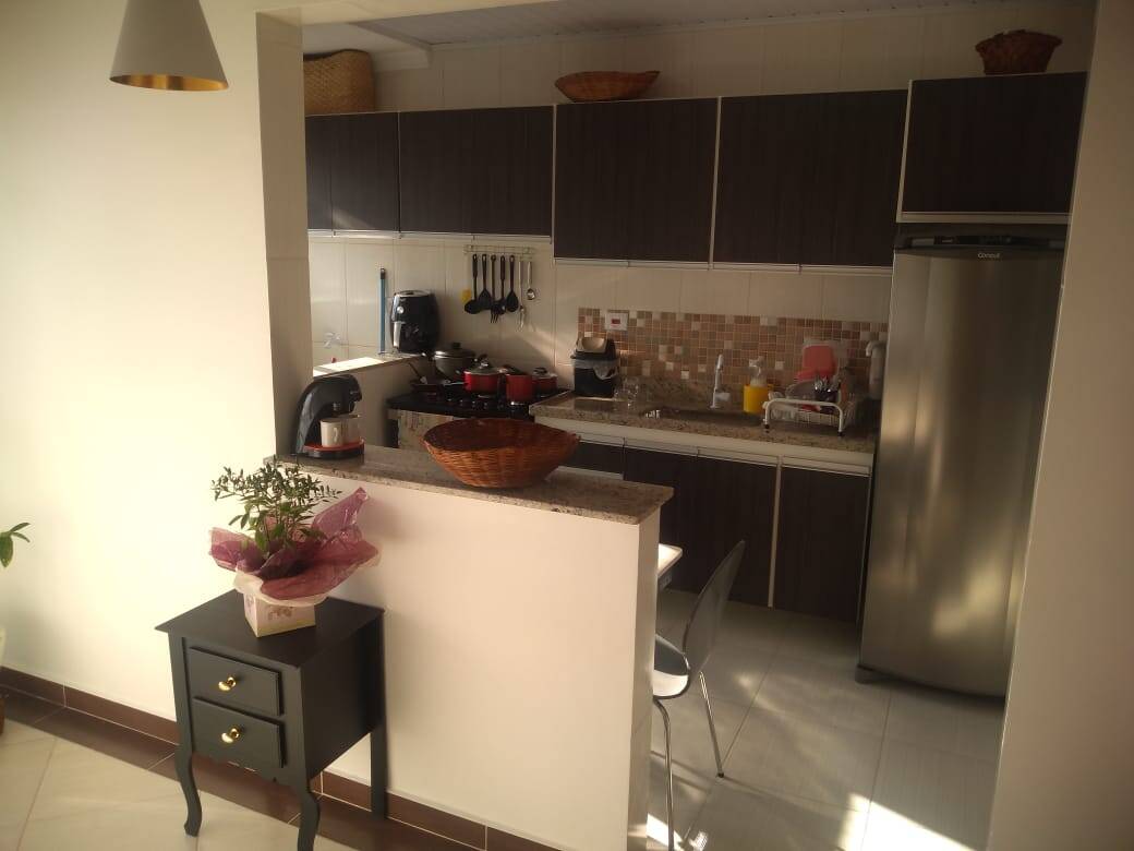 Apartamento à venda com 3 quartos, 119m² - Foto 2