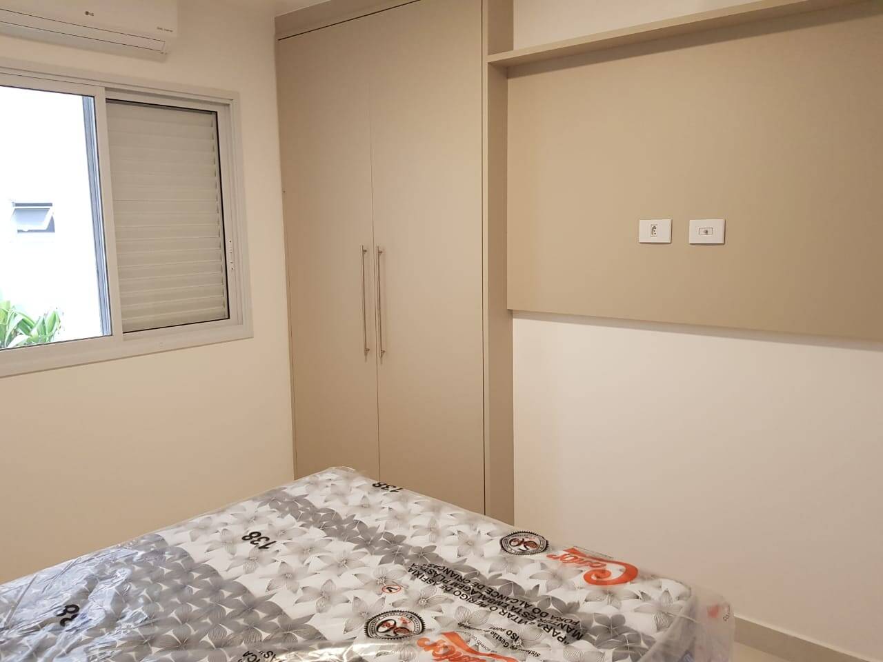 Casa para alugar com 3 quartos, 94m² - Foto 11