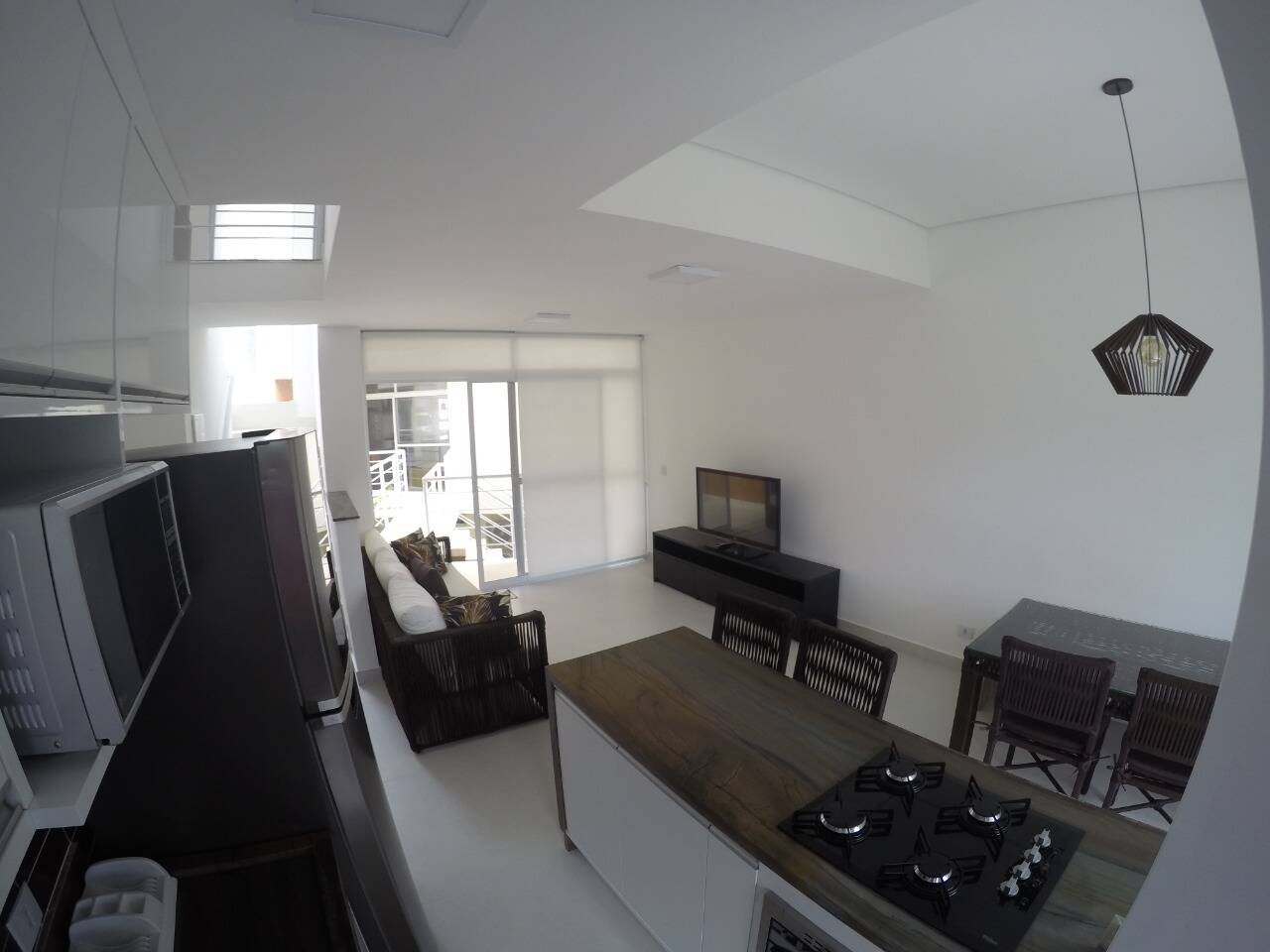 Casa para alugar com 3 quartos, 94m² - Foto 3