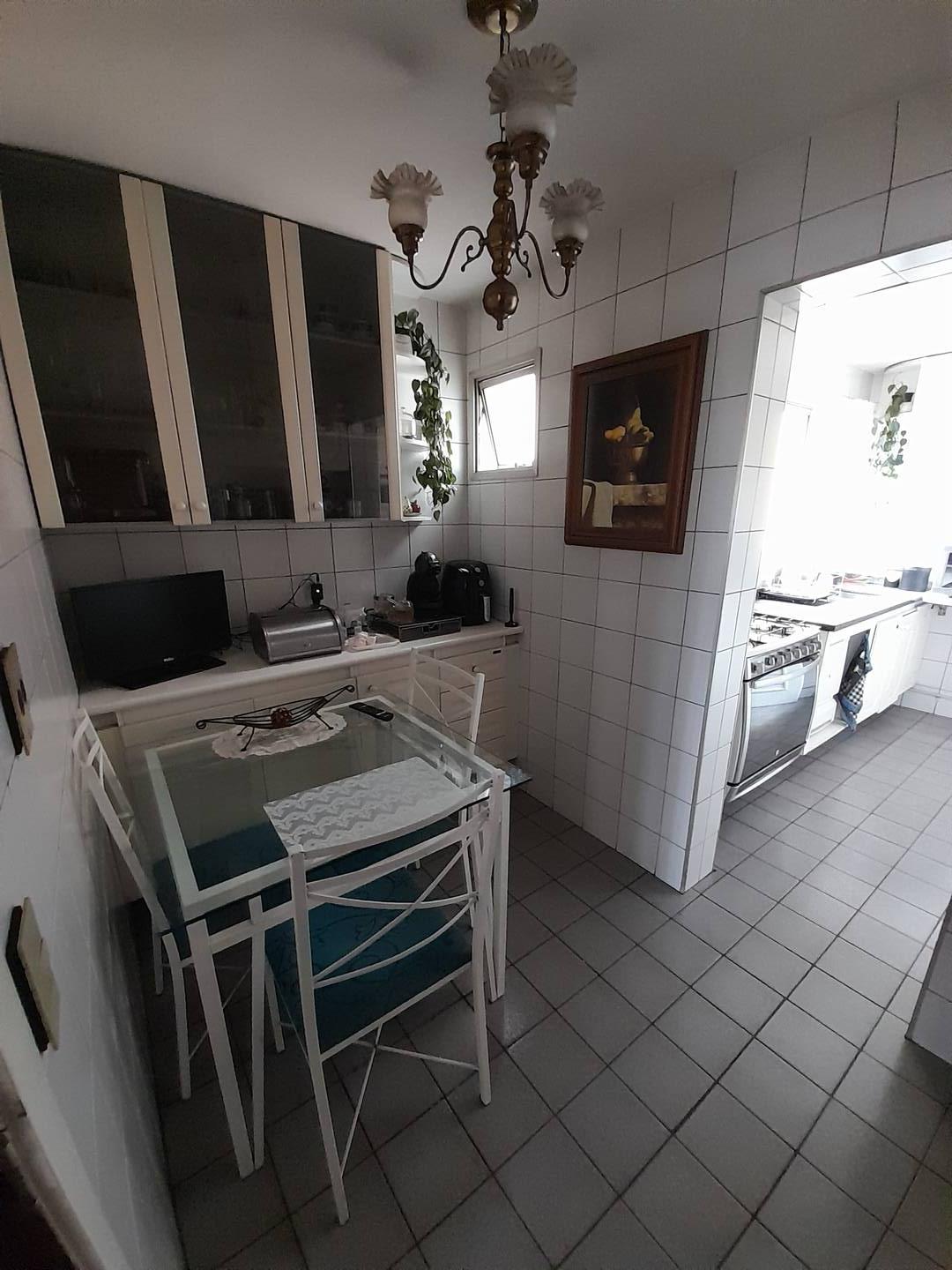 Apartamento à venda com 3 quartos, 240m² - Foto 20