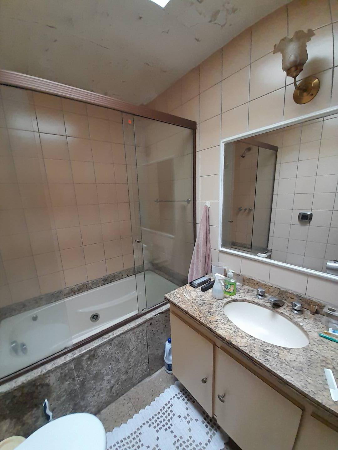 Apartamento à venda com 3 quartos, 240m² - Foto 36