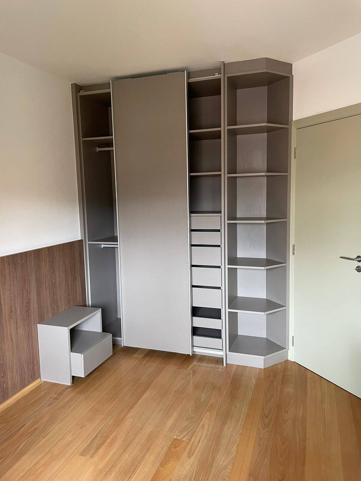 Apartamento à venda com 3 quartos, 200m² - Foto 19