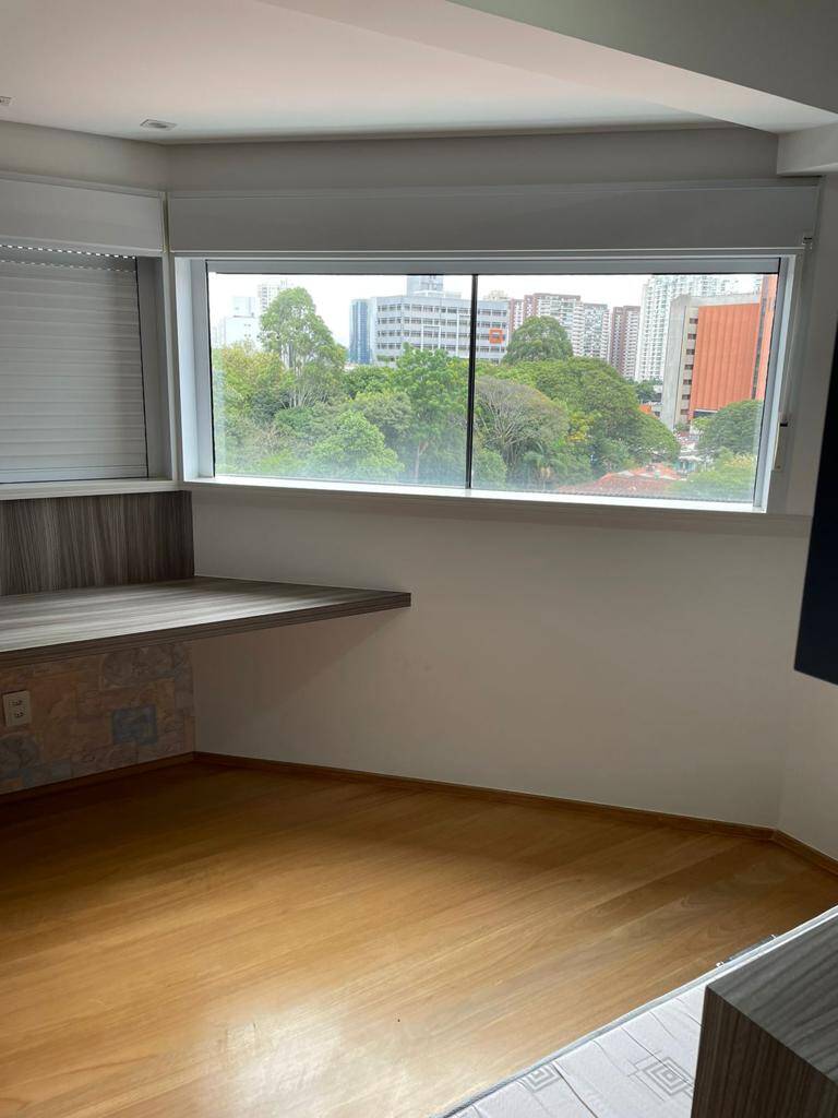 Apartamento à venda com 3 quartos, 200m² - Foto 36