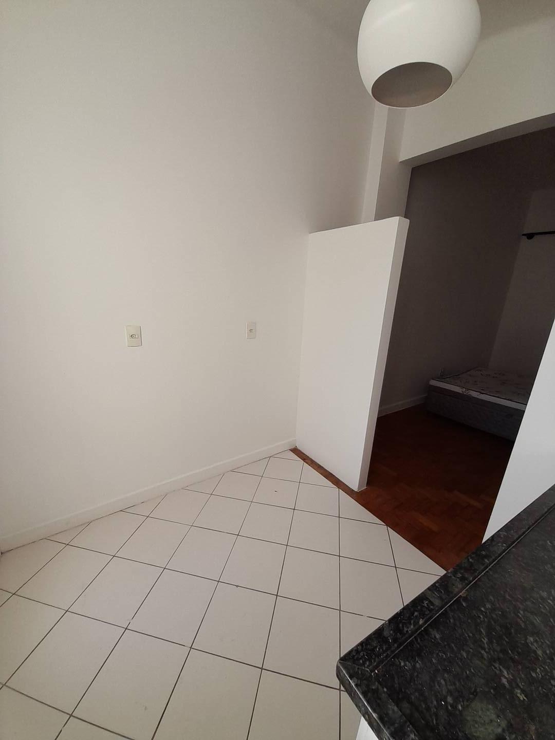 Apartamento para alugar com 1 quarto, 45m² - Foto 16