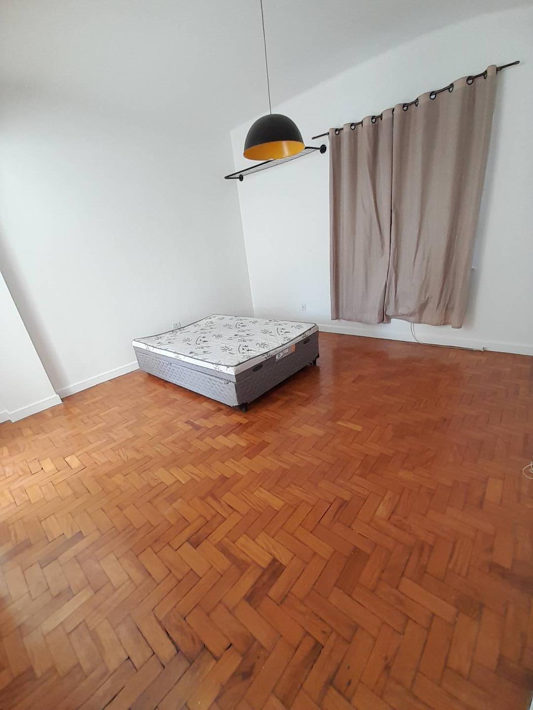 Apartamento para alugar com 1 quarto, 45m² - Foto 21