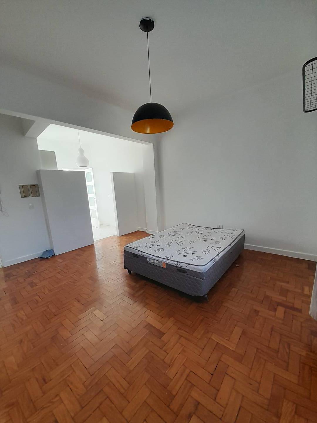 Apartamento para alugar com 1 quarto, 45m² - Foto 22