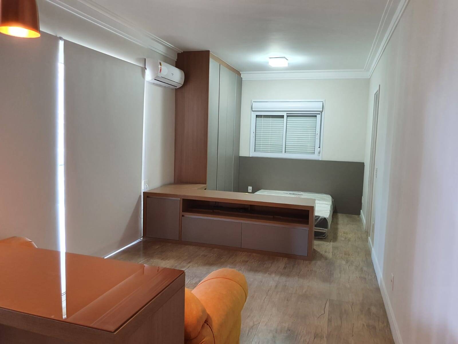 Apartamento para alugar com 1 quarto, 50m² - Foto 2