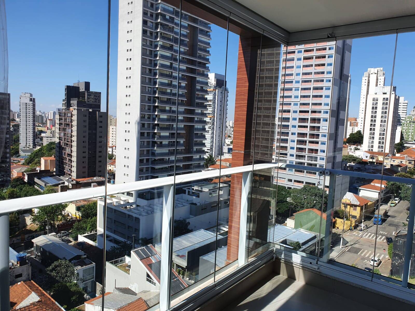 Apartamento para alugar com 1 quarto, 50m² - Foto 14