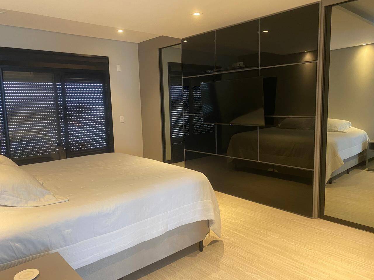 Casa à venda com 4 quartos, 540m² - Foto 10