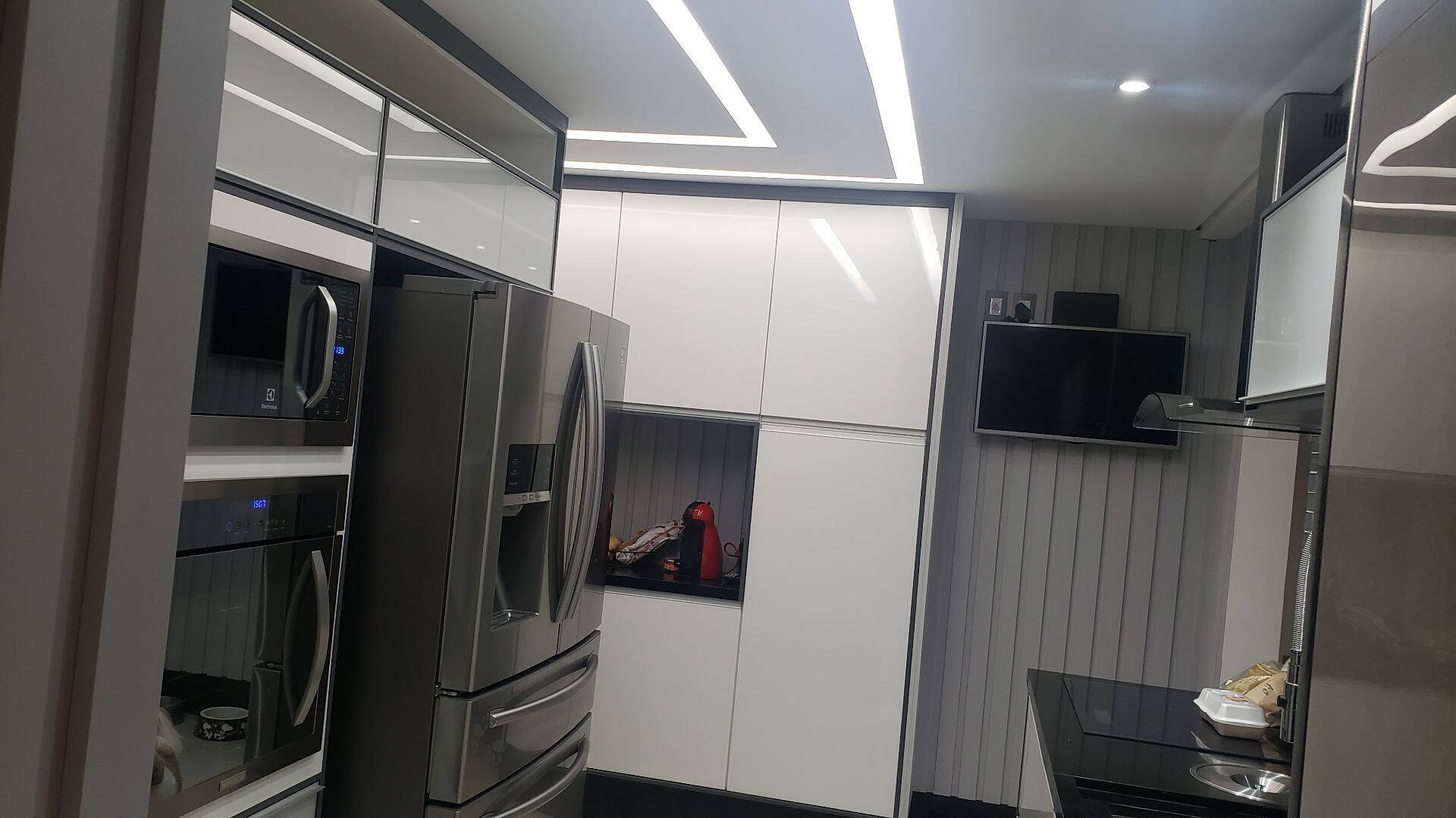 Apartamento à venda com 3 quartos, 115m² - Foto 10