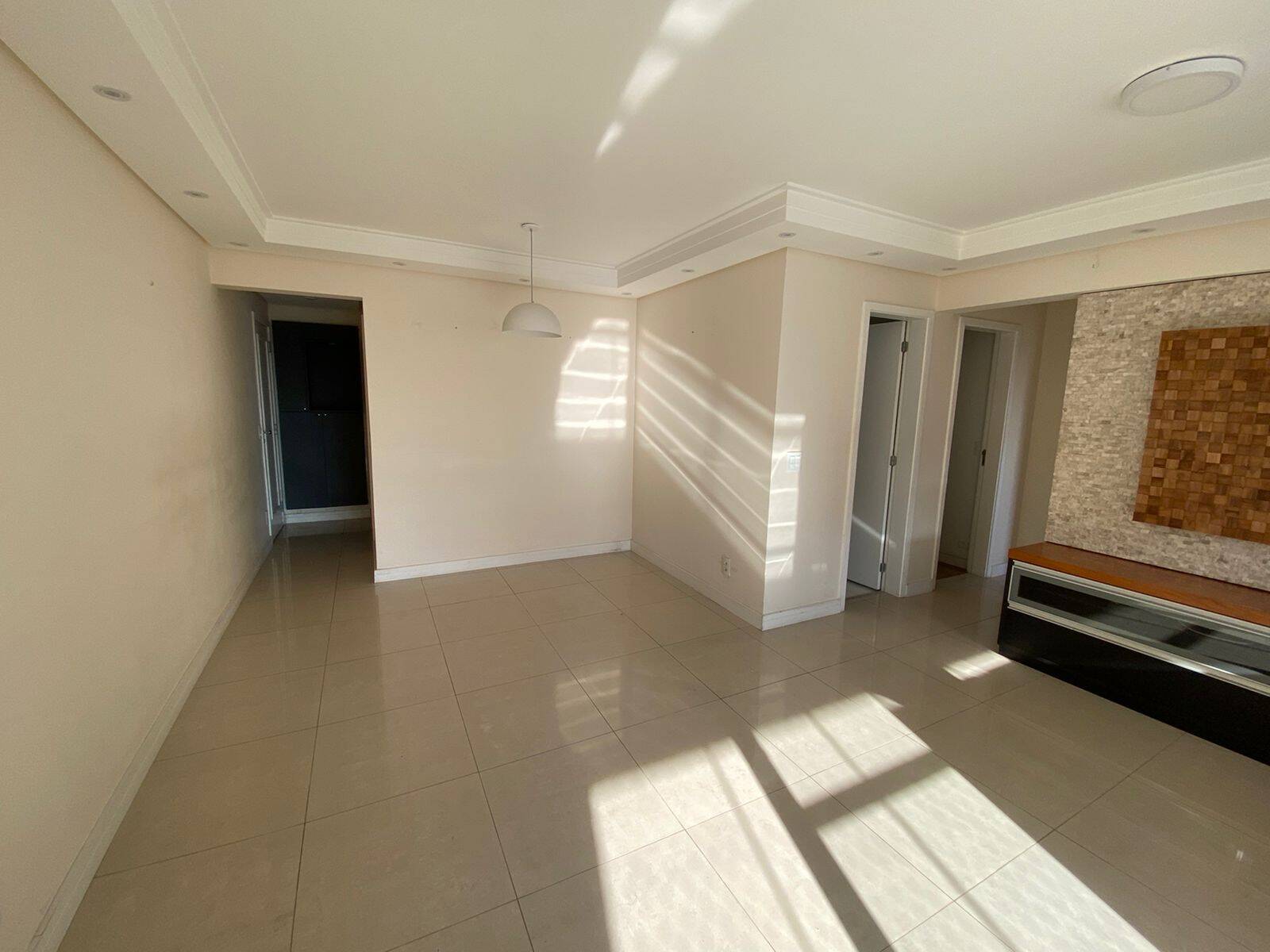 Apartamento à venda com 2 quartos, 80m² - Foto 1