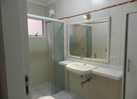 Apartamento para alugar com 1 quarto, 55m² - Foto 11