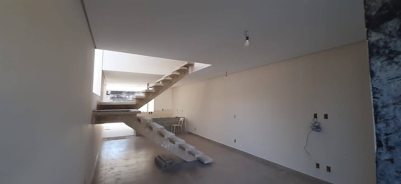 Casa à venda com 3 quartos, 156m² - Foto 9