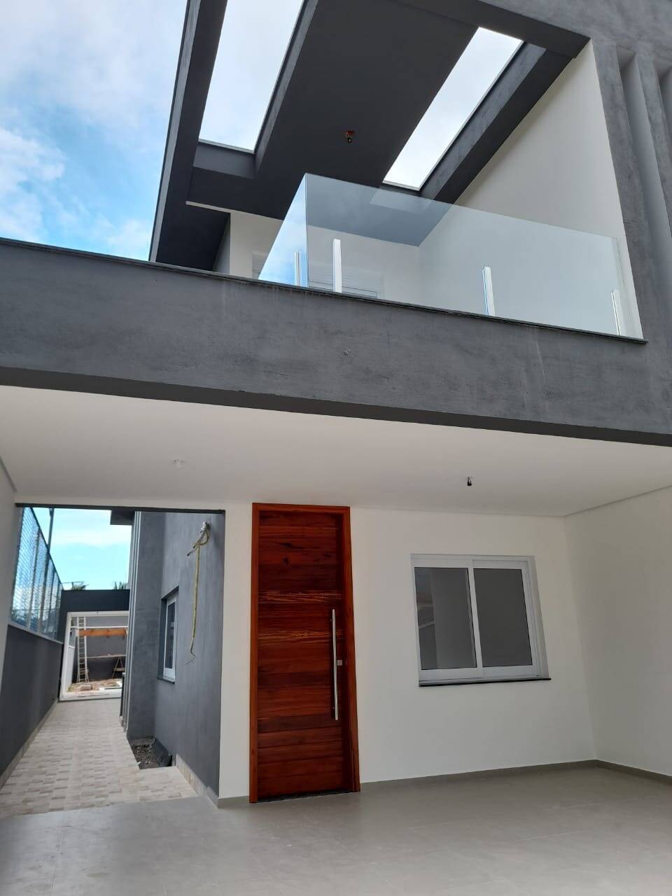 Casa à venda com 3 quartos, 195m² - Foto 2