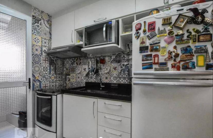 Apartamento à venda com 2 quartos, 68m² - Foto 7