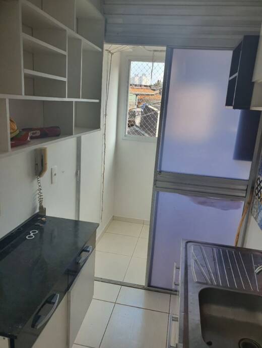 Apartamento à venda com 2 quartos, 40m² - Foto 10