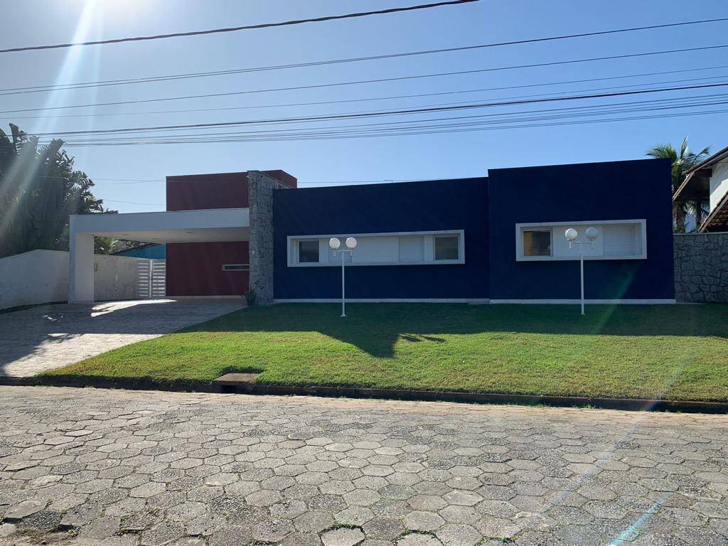 Casa à venda com 5 quartos, 468m² - Foto 1