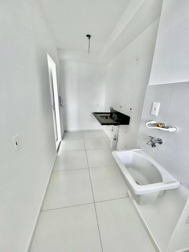 Apartamento à venda com 2 quartos, 56m² - Foto 18