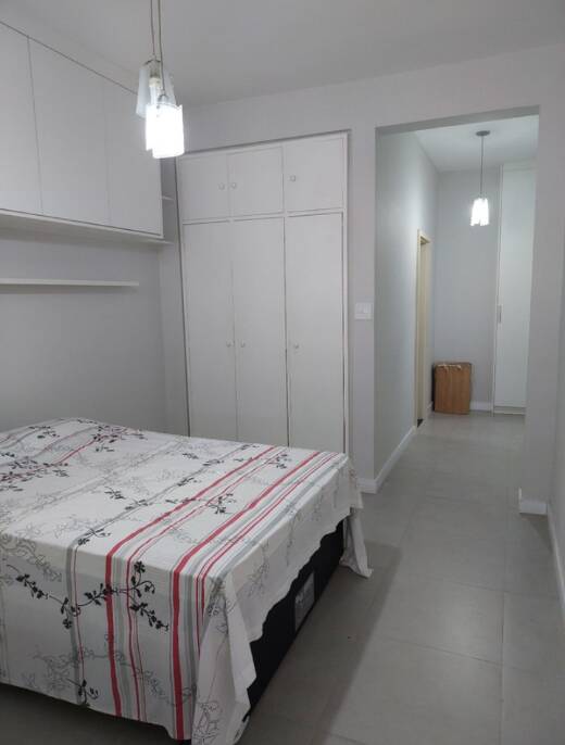 Apartamento à venda com 1 quarto, 42m² - Foto 4