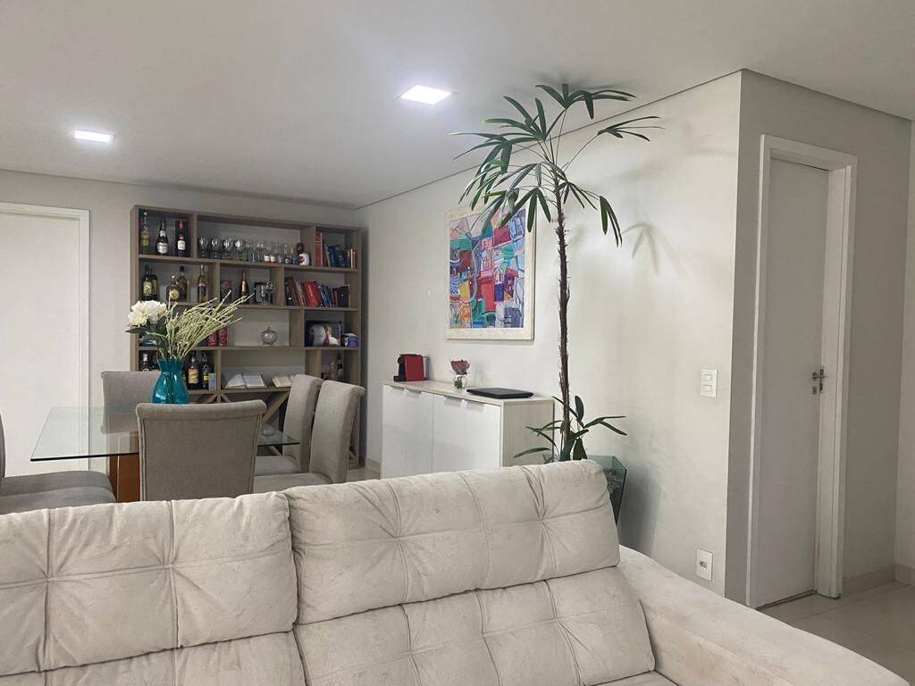 Apartamento à venda com 3 quartos, 138m² - Foto 3