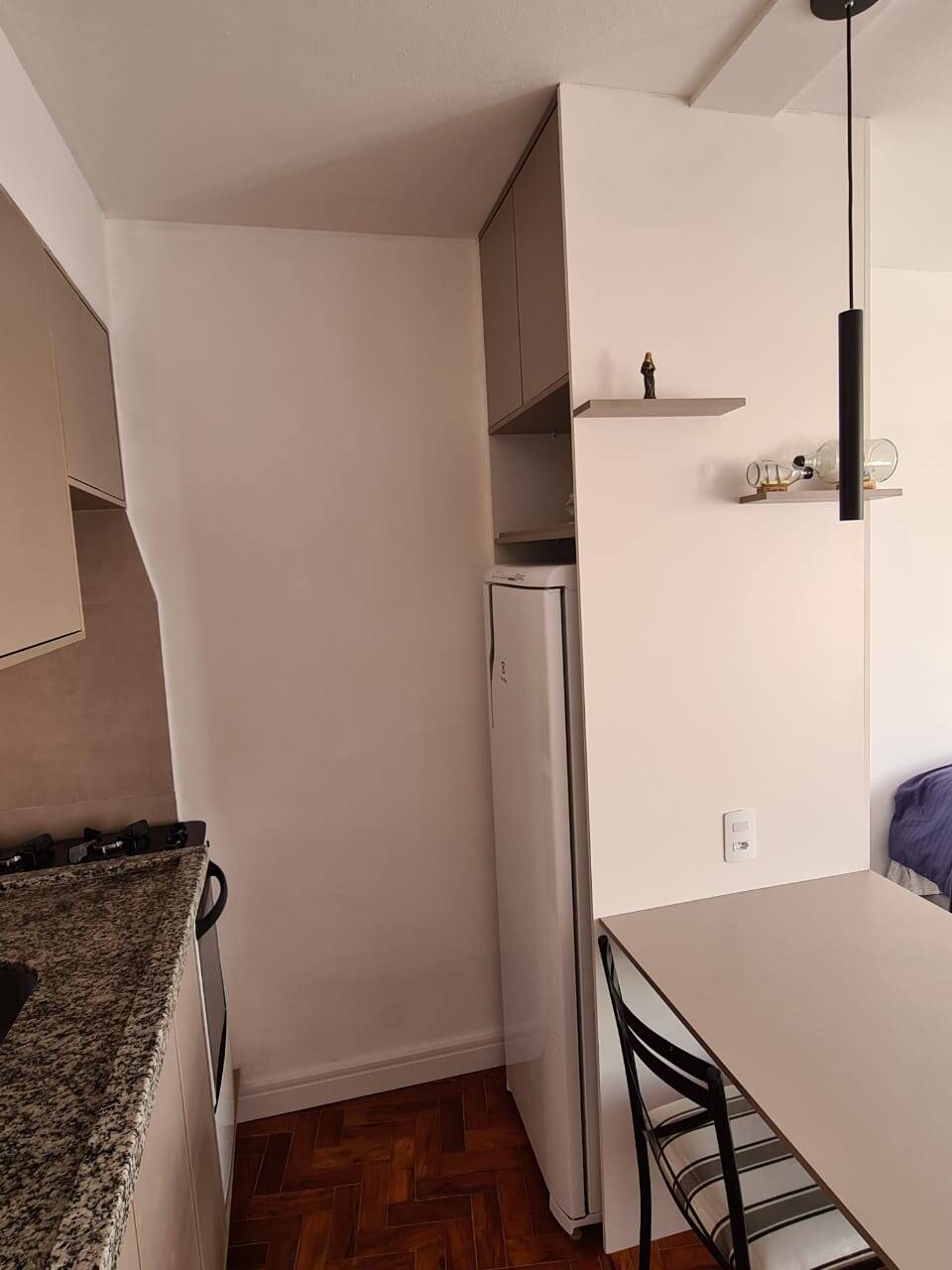 Apartamento à venda com 1 quarto, 27m² - Foto 4