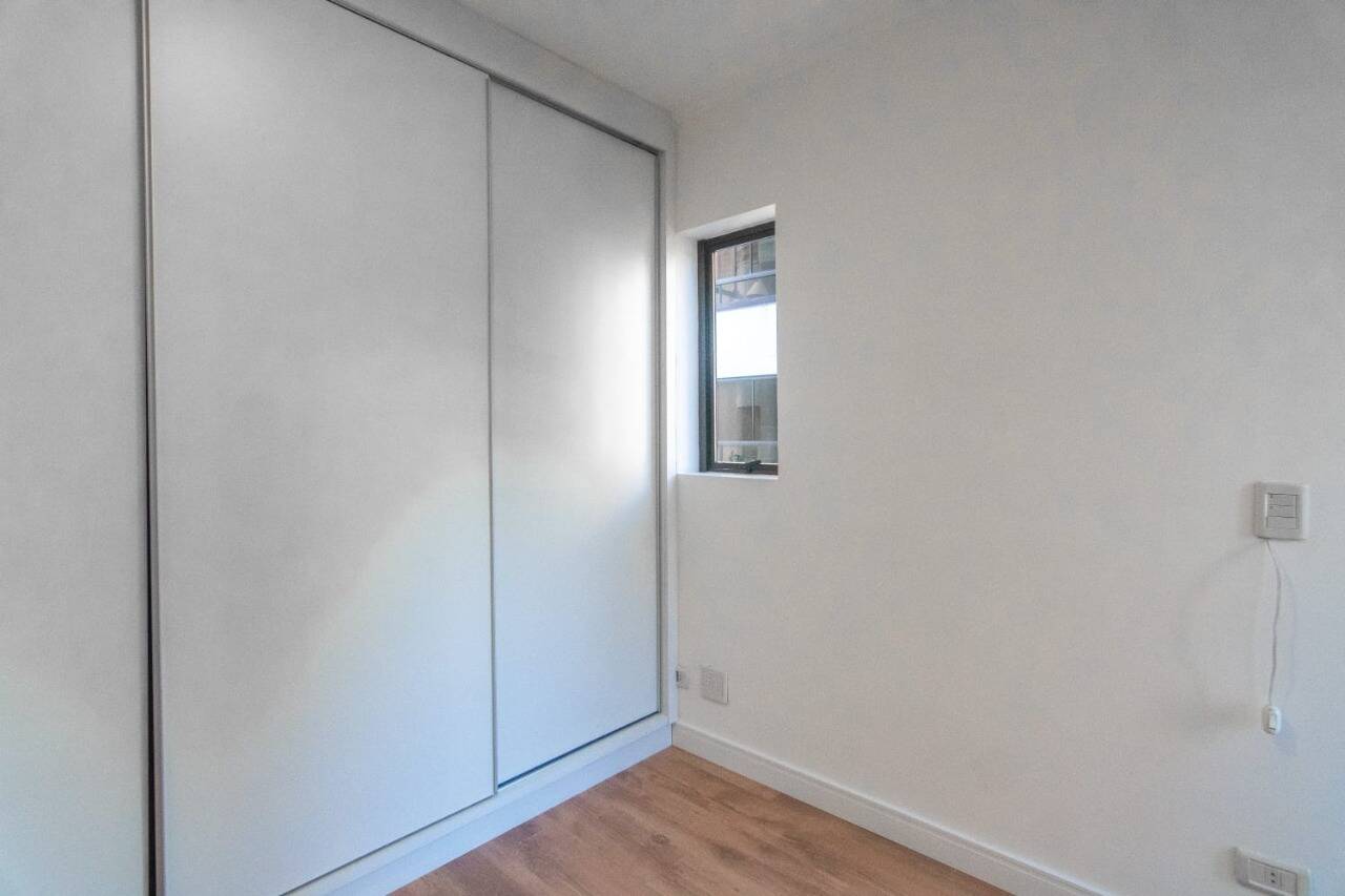 Apartamento à venda com 1 quarto, 30m² - Foto 6