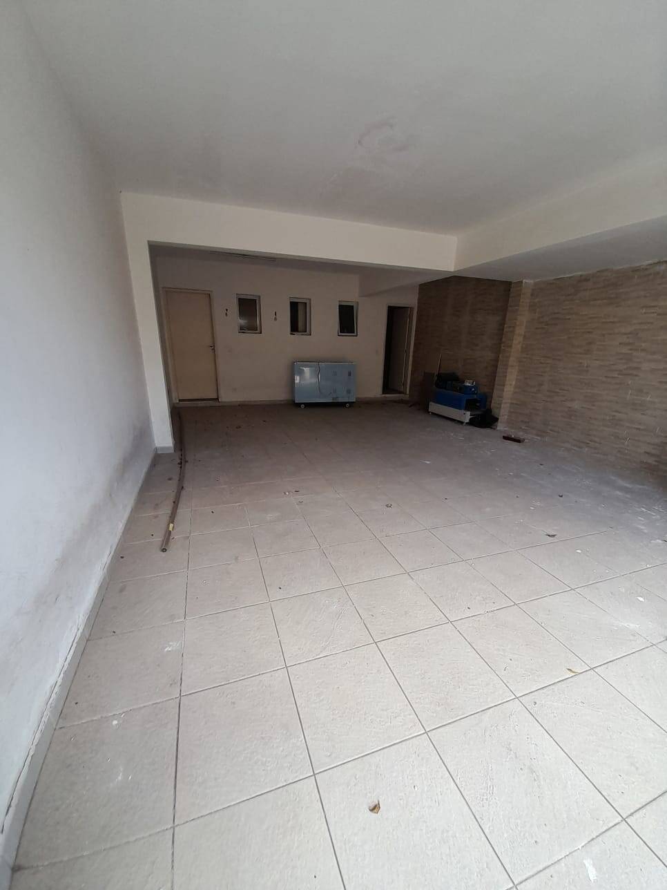 Casa para alugar com 4 quartos, 250m² - Foto 5