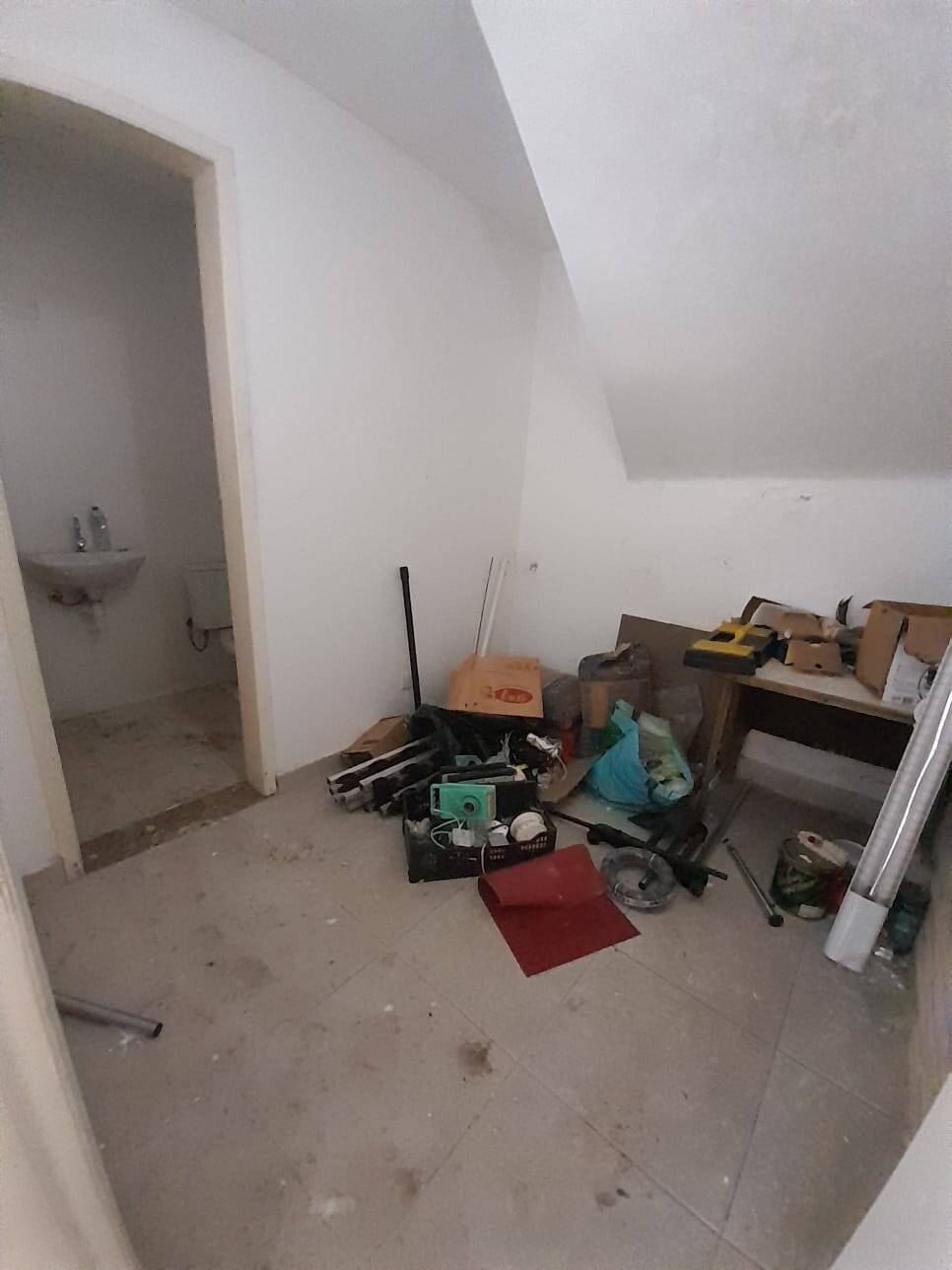 Casa para alugar com 4 quartos, 250m² - Foto 7