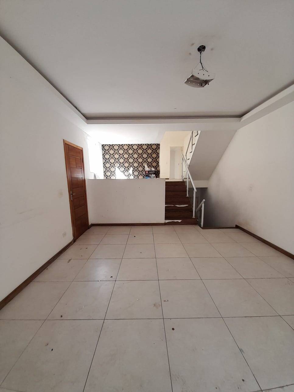 Casa para alugar com 4 quartos, 250m² - Foto 10