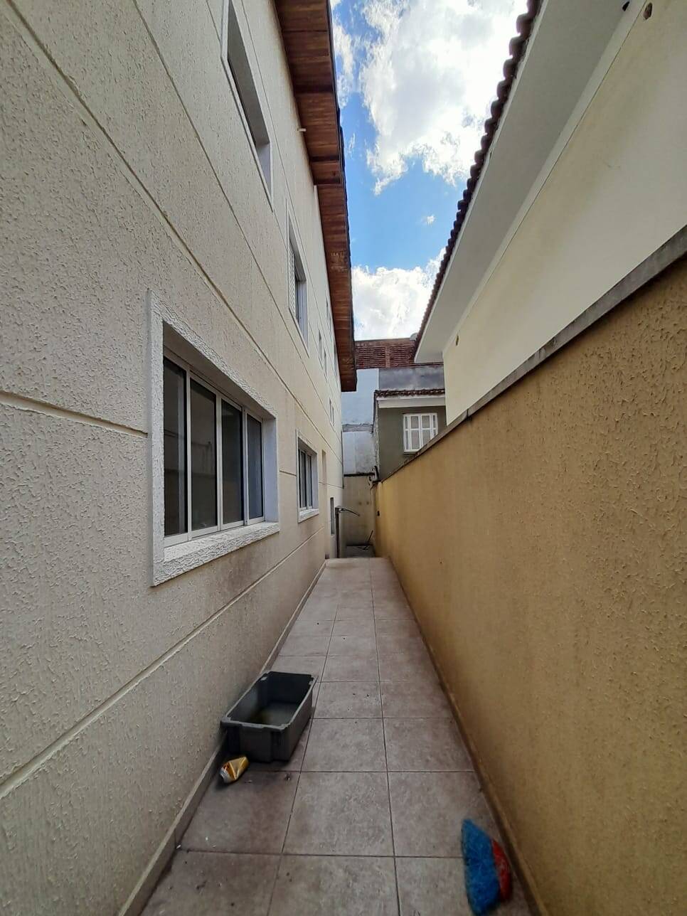 Casa para alugar com 4 quartos, 250m² - Foto 19