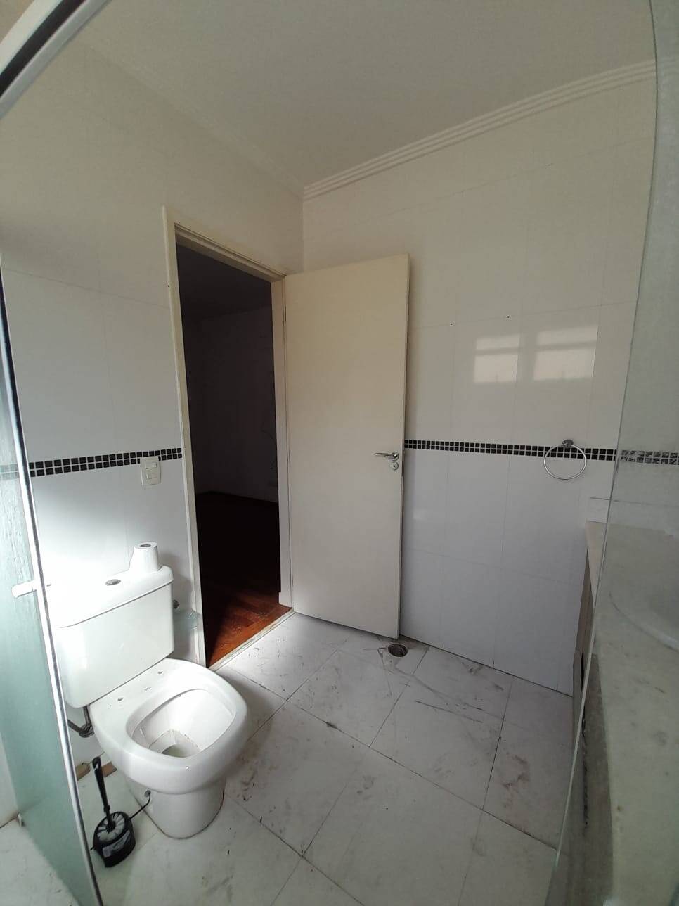 Casa para alugar com 4 quartos, 250m² - Foto 30