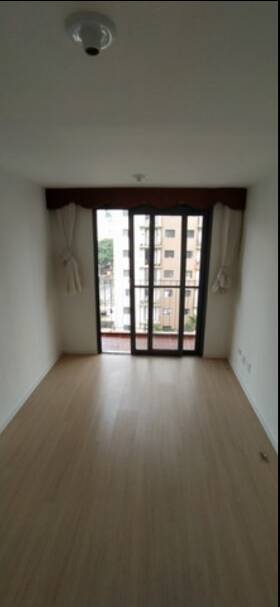 Apartamento à venda com 2 quartos, 50m² - Foto 2