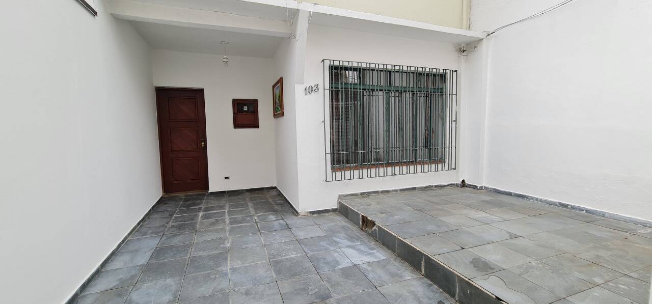 Casa à venda com 2 quartos, 180m² - Foto 2