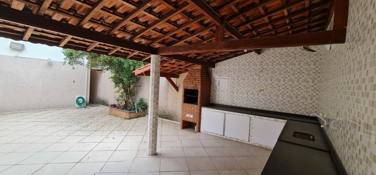 Casa à venda com 2 quartos, 180m² - Foto 10