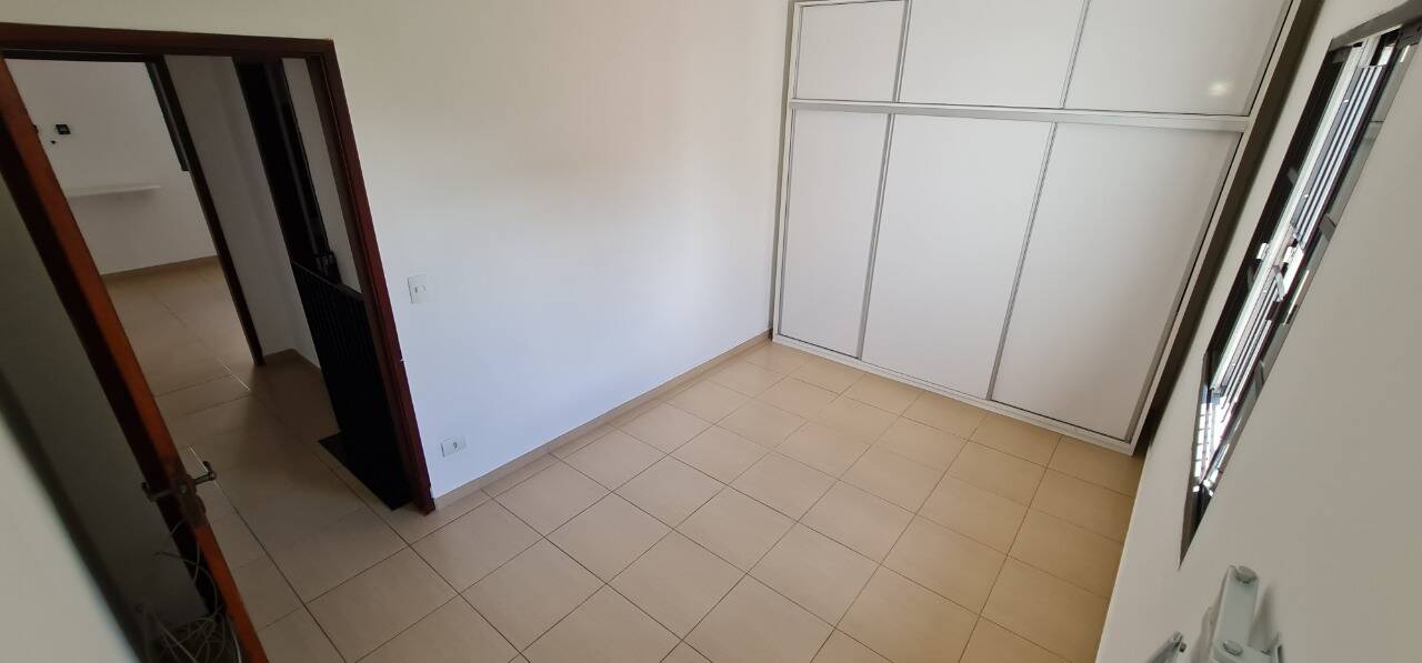 Casa à venda com 2 quartos, 180m² - Foto 16