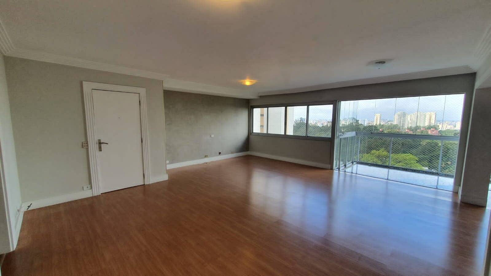 Apartamento para alugar com 3 quartos, 160m² - Foto 3