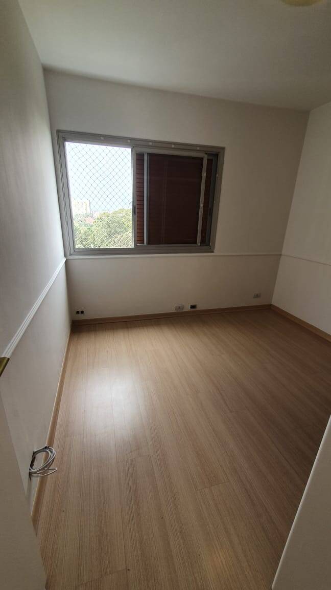 Apartamento para alugar com 3 quartos, 160m² - Foto 7