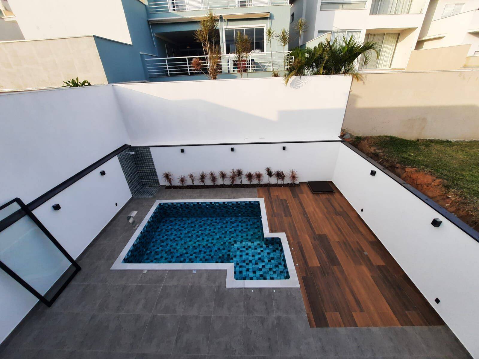 Casa à venda com 3 quartos, 300m² - Foto 40