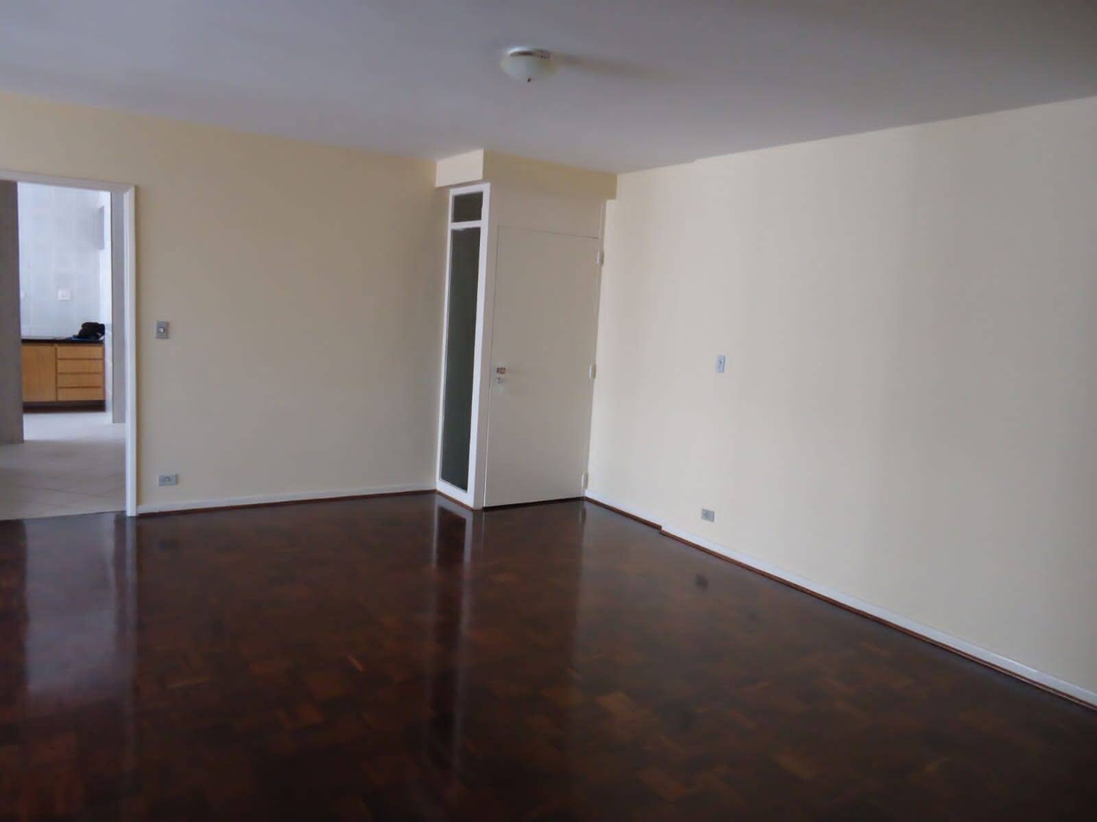 Apartamento para alugar com 3 quartos, 137m² - Foto 4