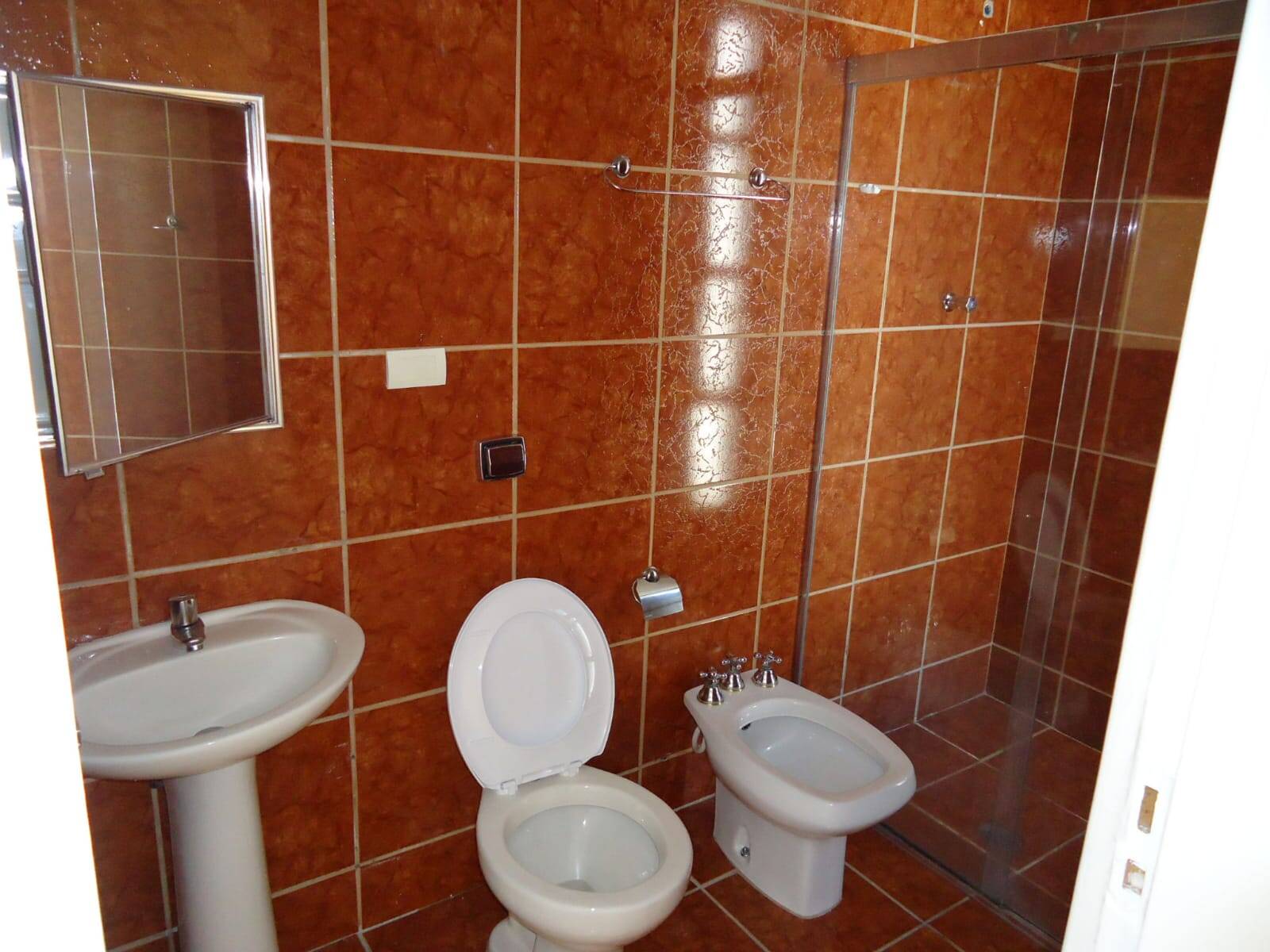 Apartamento para alugar com 3 quartos, 137m² - Foto 11