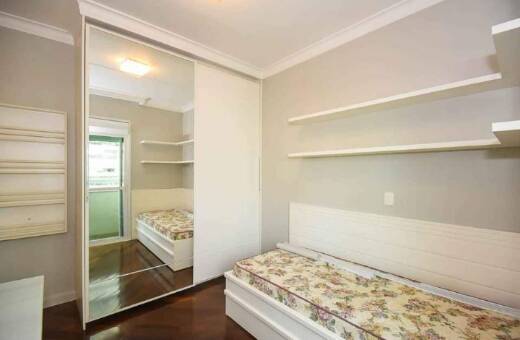 Apartamento à venda com 3 quartos, 193m² - Foto 16