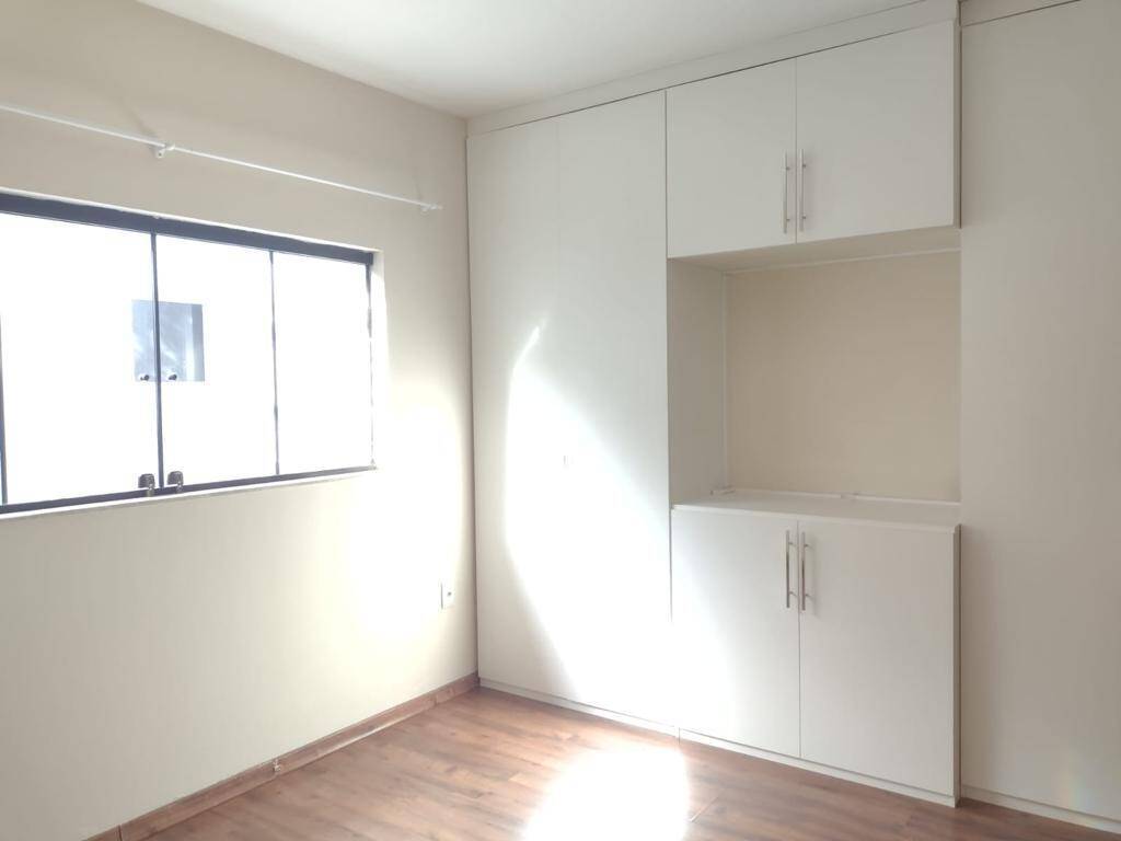 Casa para alugar com 4 quartos, 500m² - Foto 18